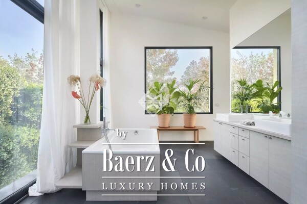 photo 13 Exceptional. Highly contemporary style property in the hills near Mandelieu-La-Napoule