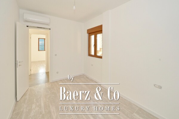 photo 8 Seaview Apartment in Tivat