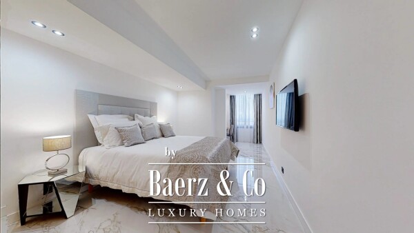 photo 8 Exceptionnal seafront and seaview apartment in Cannes Croisette