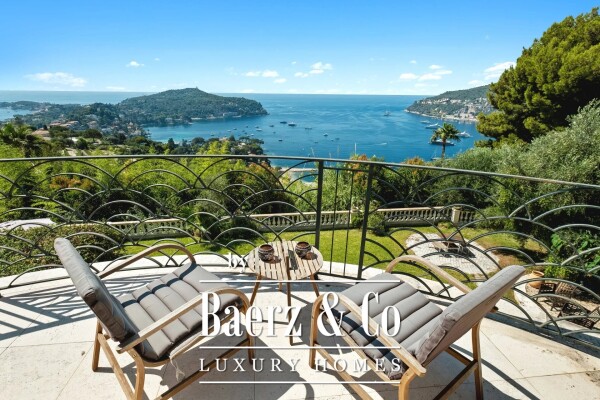 photo 6 Beautiful villa with panoramic sea view over the bay of Saint Jean Cap Ferrat