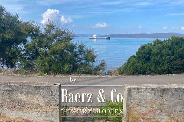 photo 12 Zadar, Ugljan/Muline, family house NKP 256 m2 by the sea on a plot of 1,600 m2