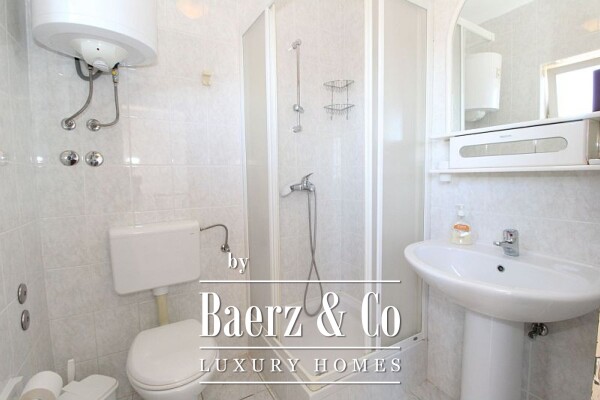 photo 12 House, Kolan, Mandre