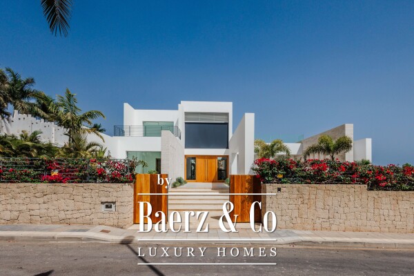 photo 47 Exquisite Newly Built Villa in the Most Prestigious Area of Southern Tenerife