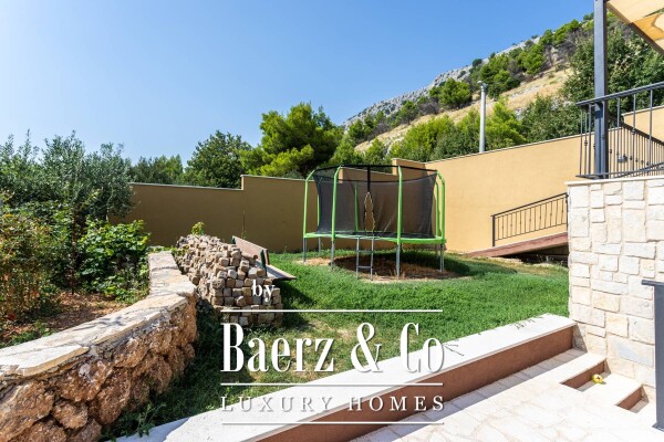 photo 47 Split, Jesenice, Beautiful authentic villa with a sea view