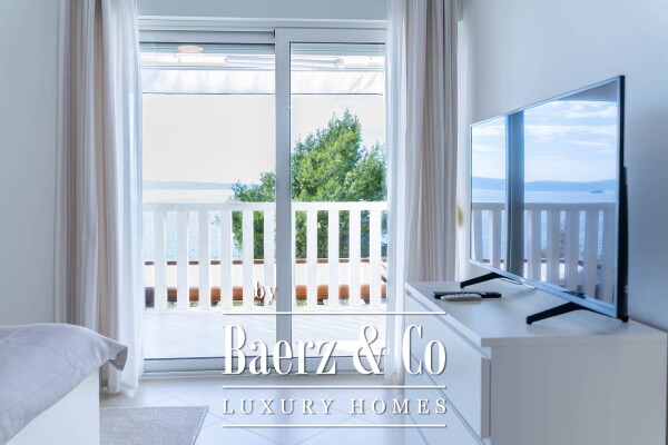 photo 16 Split, Čiovo, modern villa/boutique hotel with 8 apartments, first row to the sea