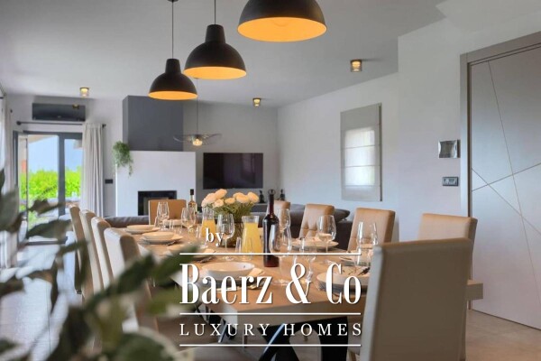 photo 12 Vižinada, a rustic villa with a pool and a panoramic view of the sea