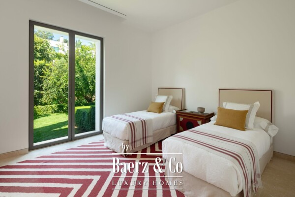 photo 13 Villa - Estepona West - Casares - Ref: 8334