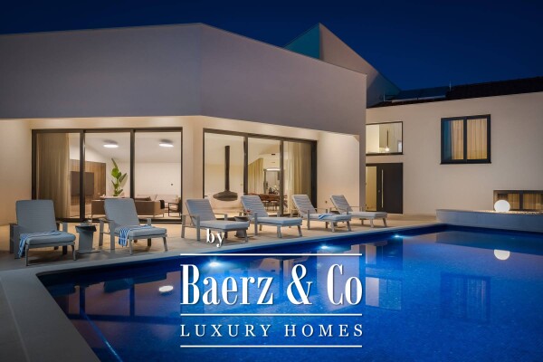 photo 41 Marina, an exceptional property near the sea