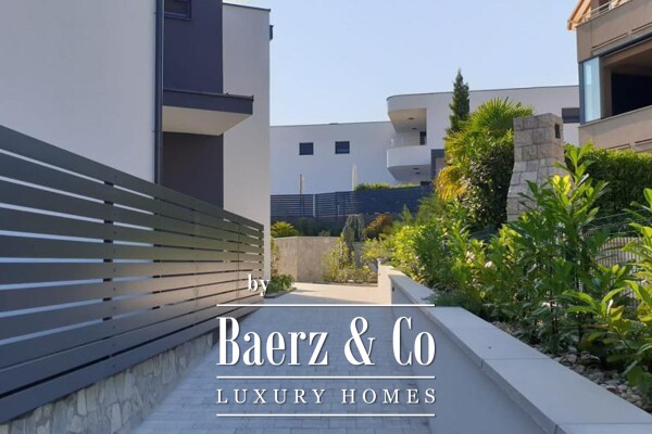 photo 5 Island of Krk, Malinska, luxury house with swimming pool NKP 180m2