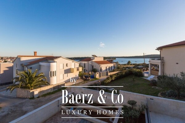 photo 34 Medulin, immaculate luxury villa NKP 400 m2 with pool, 300 m from the beach