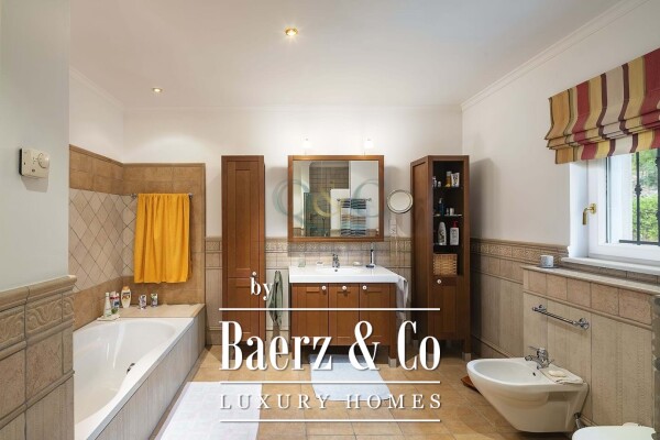 photo 13 Beautiful luxury home in Santa Bárbara de Nexe, Countryside