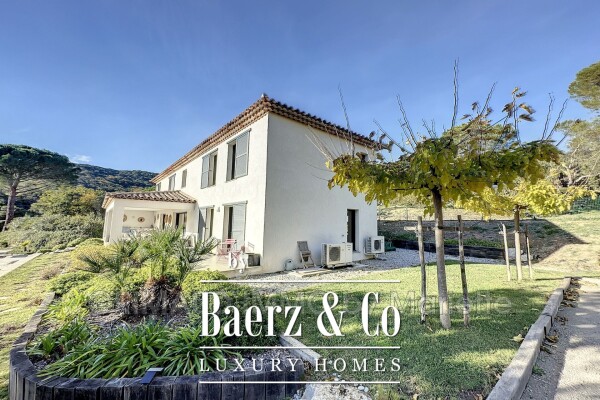 photo 3 Modern Villa with High-End Features in a Quiet Setting, on 2