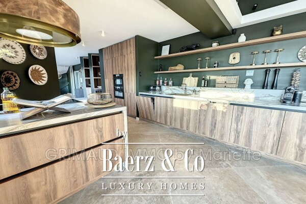 photo 13 villa on large plot with open view and sea view, completely