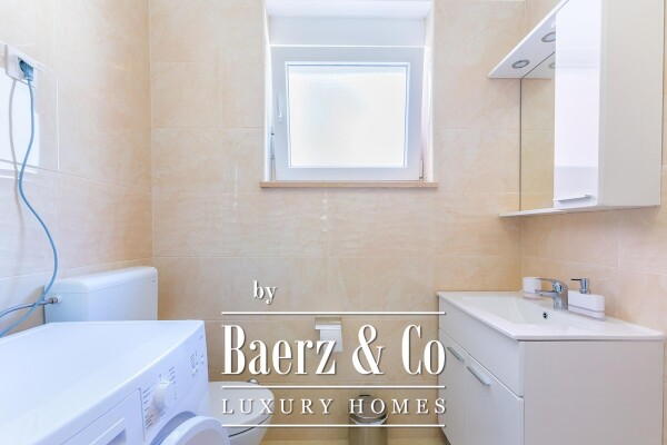 photo 7 Istria, Medulin, large detached house with 7 apartments 100 m from the sea