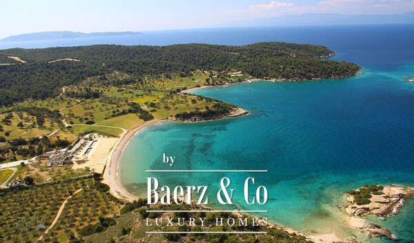 photo 10 Unique Peninsula