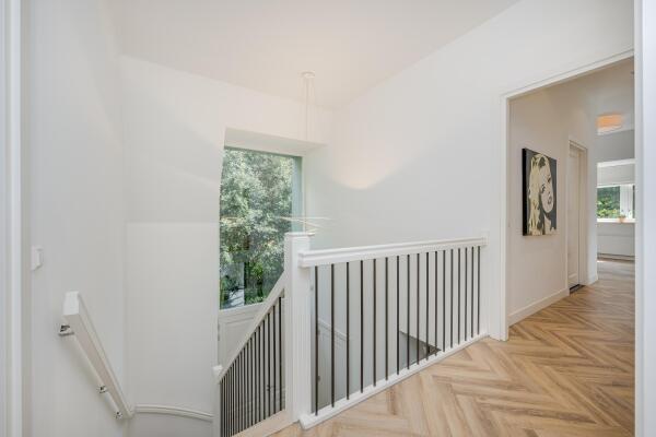 photo 35 van Brouchovenlaan 6