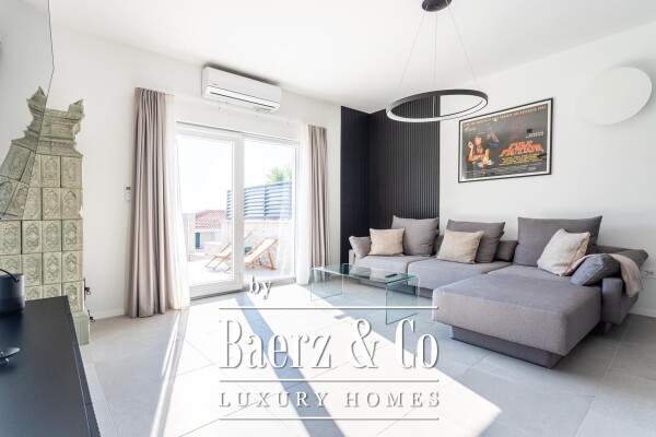 photo 3 Čiovo, an exceptionally located family house just 80 mts from the sea