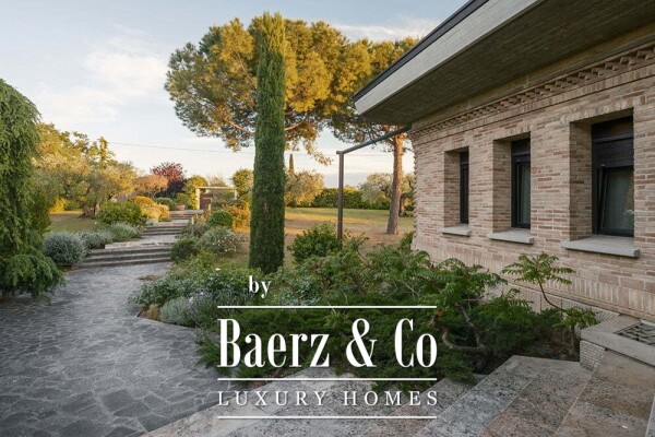 photo 9 Villa for sale 210 m²