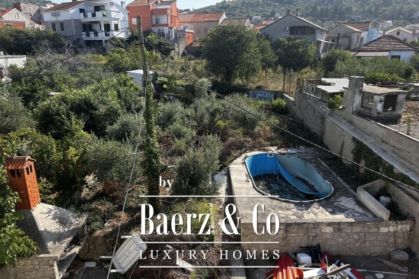 photo 11 Ugljan, Preko house, first row to the sea with swimming pool 250 m² for adaptation