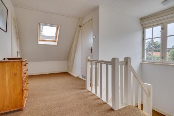 photo 18 Nieuw-Loosdrechtsedijk 77