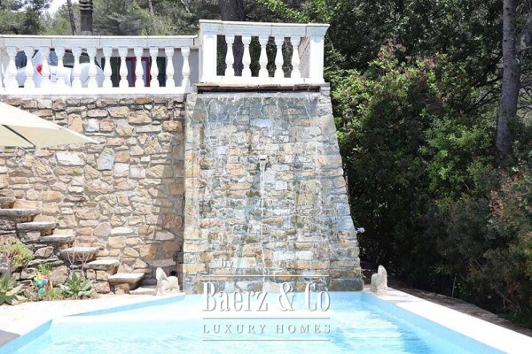 photo 46 Villa for sale 166 m²