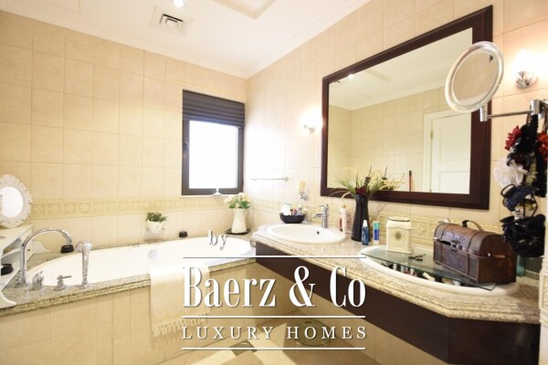 photo 30 Exclusive Canal Cove Villa for Sale in Palm Jumeirah