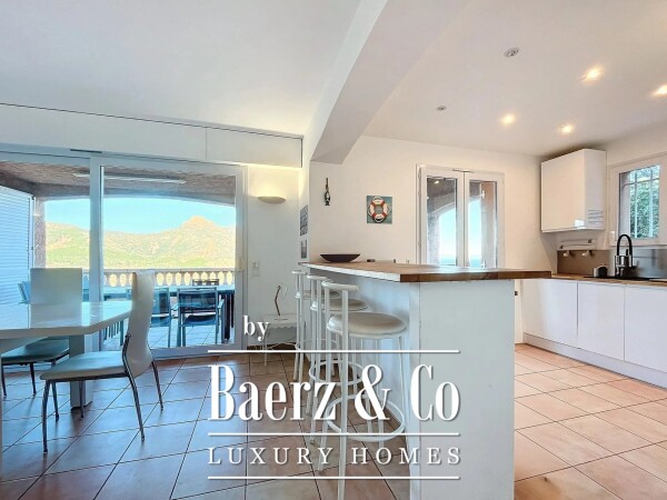 photo 9 Charming villa (2 lots) with breathtaking view