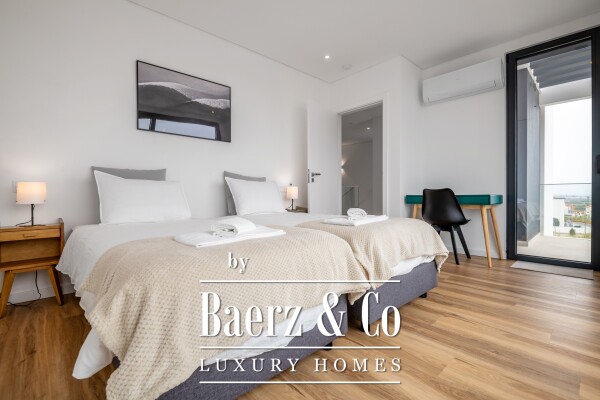 photo 32 Modern villa with pool 5 minutes from Baleal beach