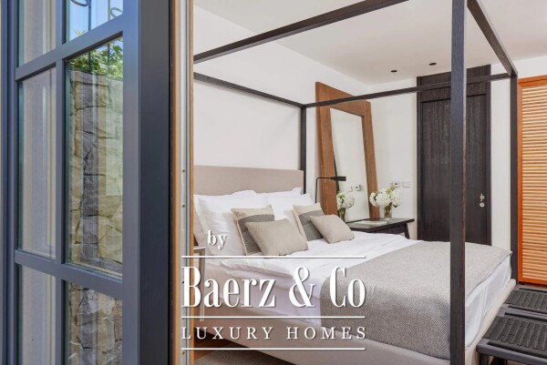 photo 4 Magnificent Villa in Budva with Pool and Garden