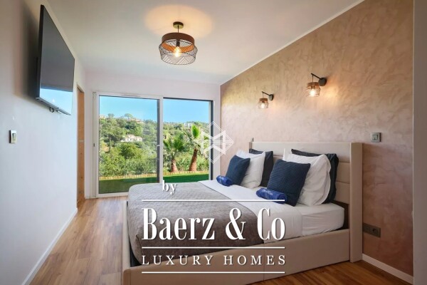 photo 14 Luxury - New contemporary villa in Cavalaire-sur-Mer