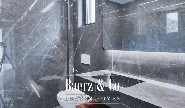 photo 14 Contemporary Villa in Voula