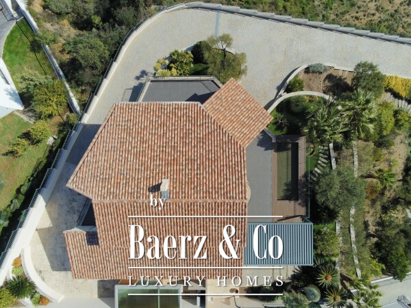 photo 2 PROPERTY WITH PANORAMIC SEA VIEW