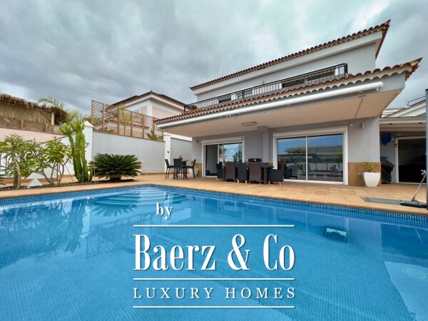 photo 1 Playa de la Arena 