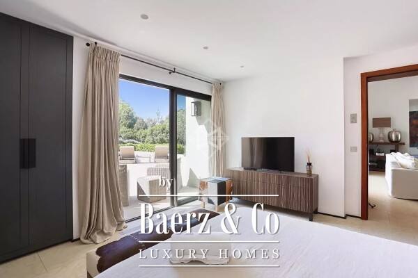 photo 11 Property in a waterfront area