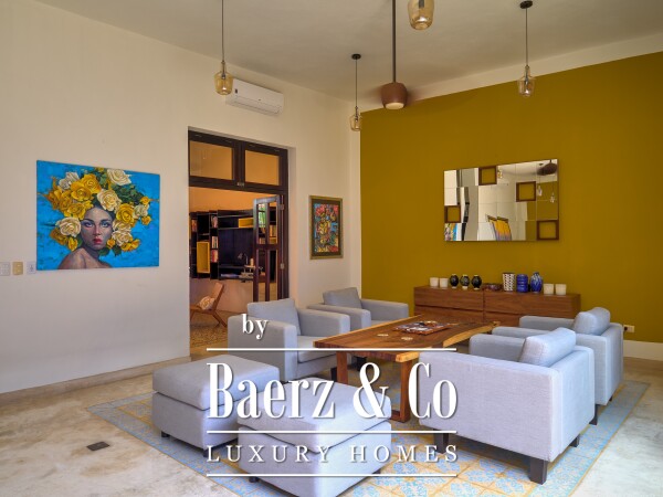 photo 6 Villa Rosa - Perfection in Santa Ana district, 3 bedroom + garage