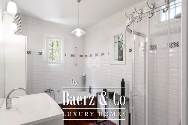 photo 8 Charming Provençal Villa in Mougins