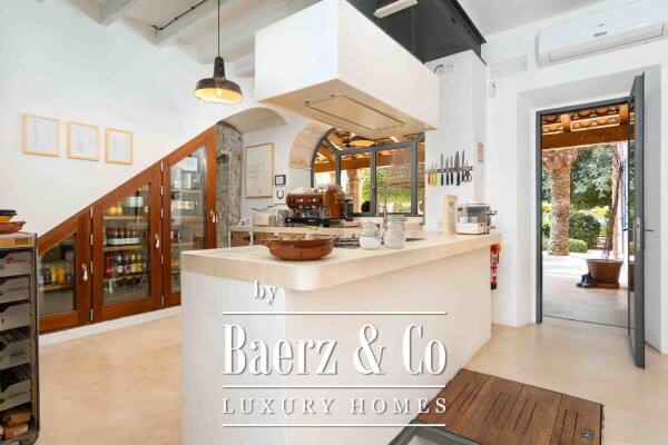 photo 5 Amazing townhouse with a hospitality license - Cas Concos