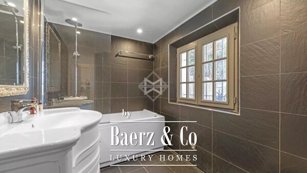 photo 13 Gassin: Provençal Villa with Pool, Independent Studio, and Open Views