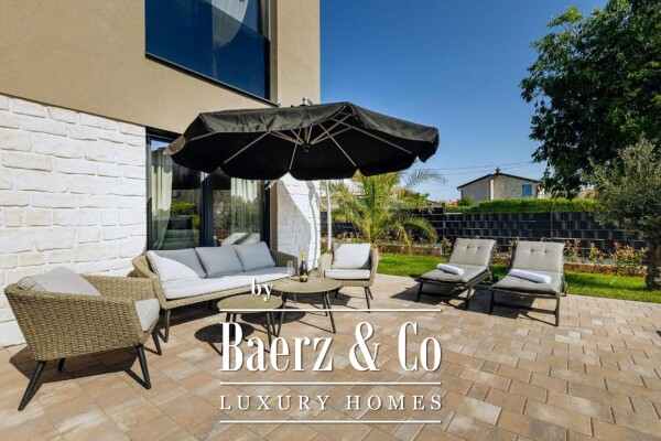 photo 13 Istria, Tar, newly built modern villa with swimming pool in the center of Tar, near Poreč