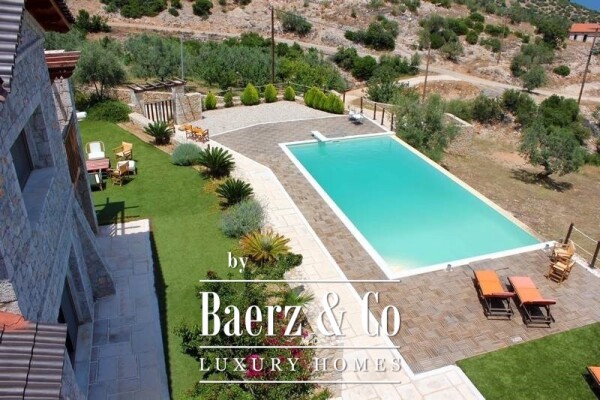 photo 10 1806621 - Villa For sale, North Kinouria, 380 sq.m., €1.150.000