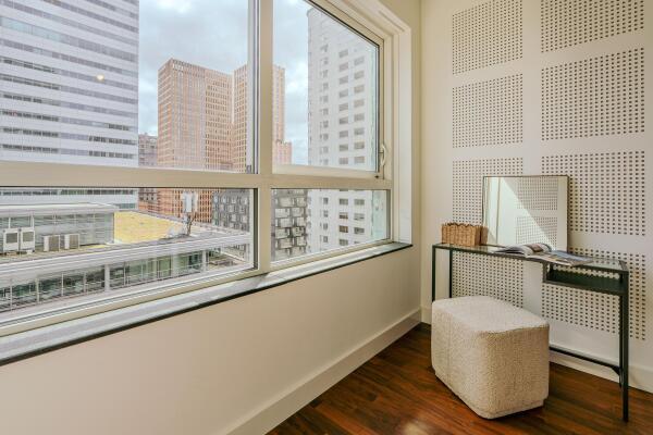 photo 19 Gustav Mahlerlaan 132