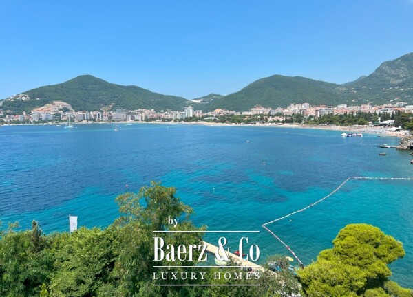 photo 2 Luxury Apartment in a 5* Hotel in Budva near the Sea