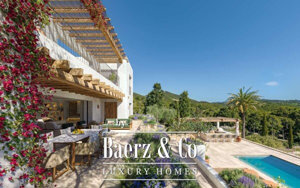 photo 1 Beautiful luxury home in Roca Llisa, Roca Llisa