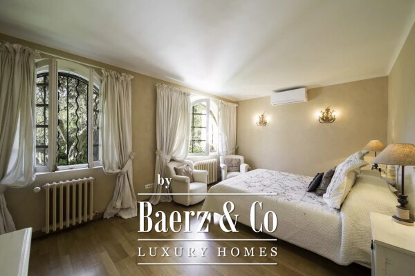 photo 9 Charming Provençal Villa with Panoramic Views