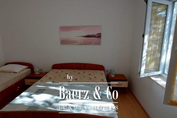 photo 7 Krk, Omišalj, detached house with 4 apartments, garden, courtyard and parking spaces