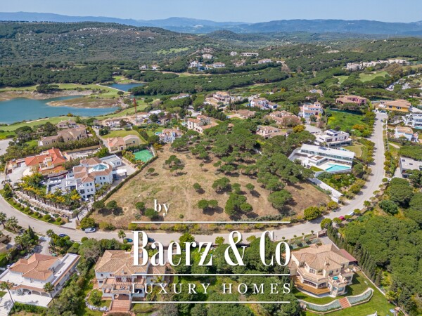 photo 1 Beautiful luxury home in Sotogrande, Sotogrande Alto - Zona G