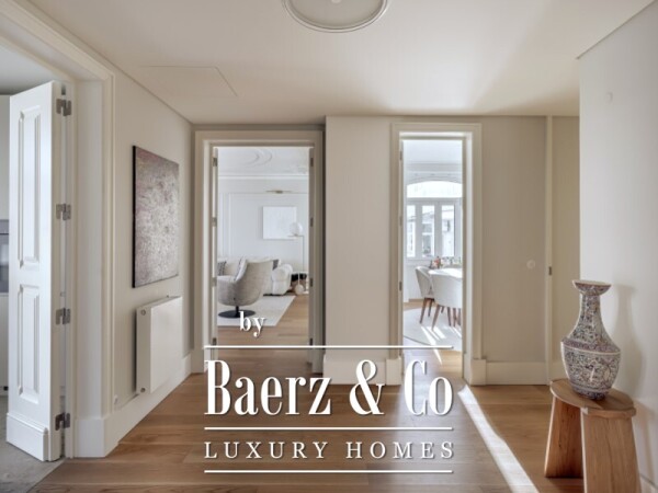 photo 11 5 bedroom luxury apartment with, balcony, six parking spaces and concierge service in the heart of Saldanha, Lisbon