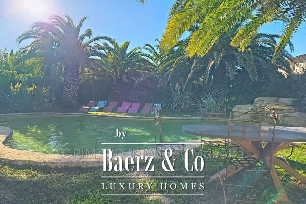 photo 8 Grimaud, France