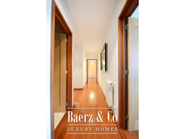 photo 13 3 bedroom flat with 2 suites and 3 parking spaces in Aviz, Porto