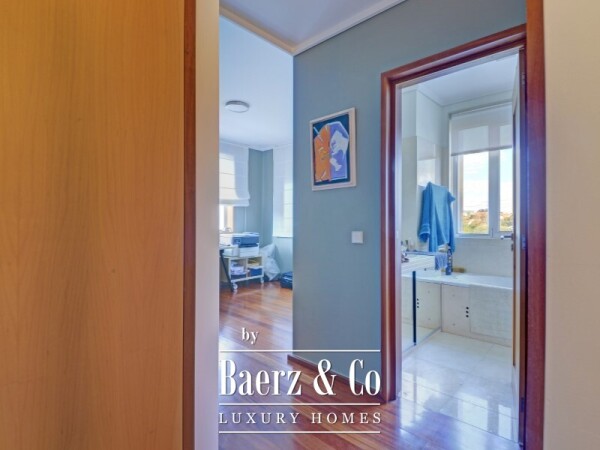 photo 14 3 bedroom flat with 2 suites and 3 parking spaces in Aviz, Porto